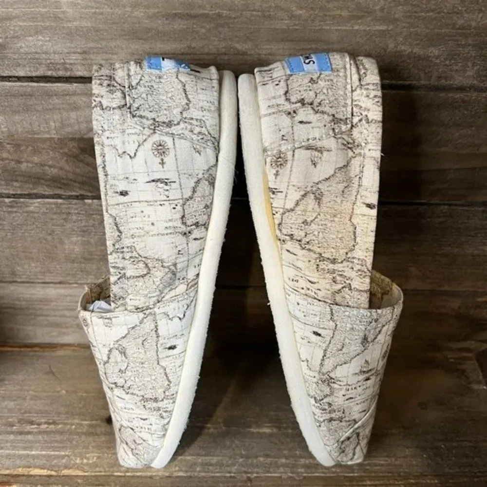 Womens Toms World Map Beige Slip On Casual Shoes Loafers Size 6 M‎ EUC